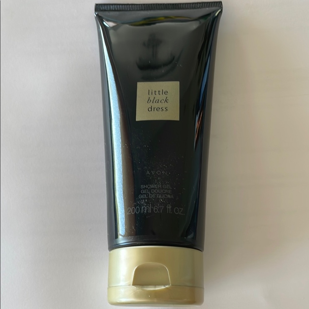 Avon Black and Gold Body Wash Luxurious Cleanse